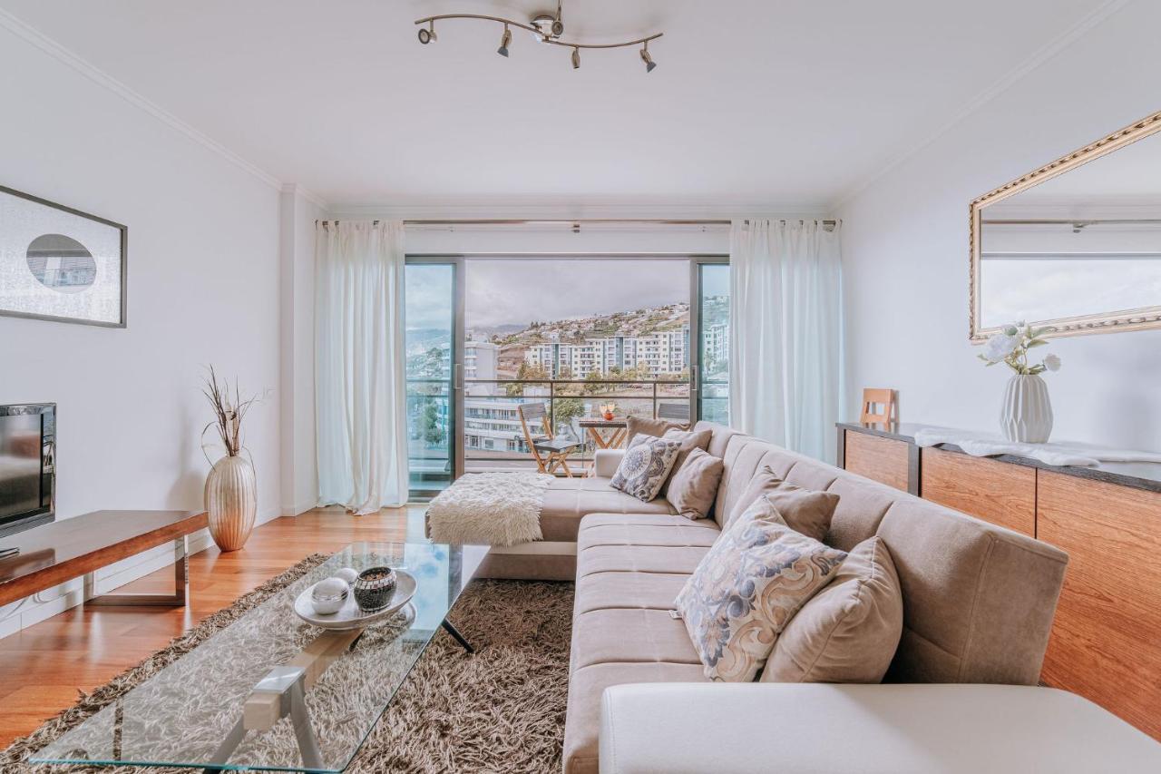 شقة Cozy T2 With Ocean View فونشال المظهر الخارجي الصورة