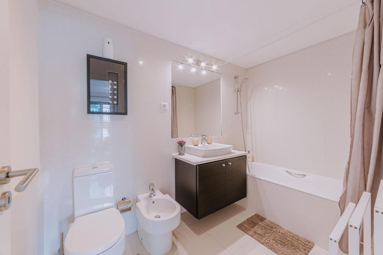 شقة Cozy T2 With Ocean View فونشال المظهر الخارجي الصورة